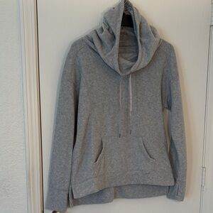 Xersion Gray Women's Light Exercise Pull-Over Hoodie Size Medium